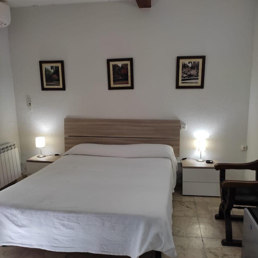 Hostal Castilla Aranjuez Kültér fotó