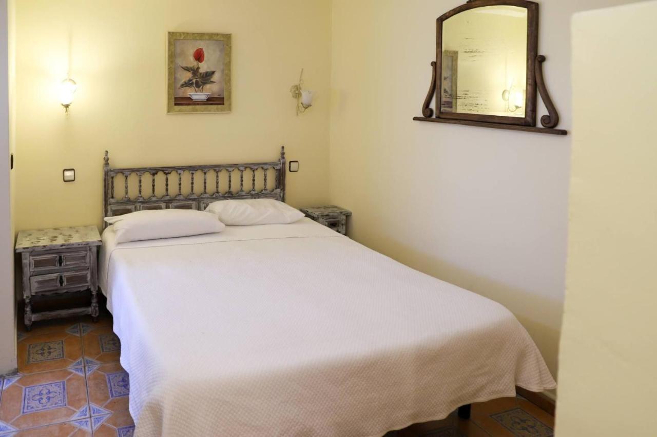 Hostal Castilla Aranjuez Kültér fotó