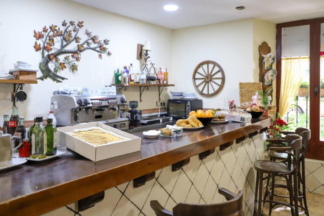 Hostal Castilla Aranjuez Kültér fotó
